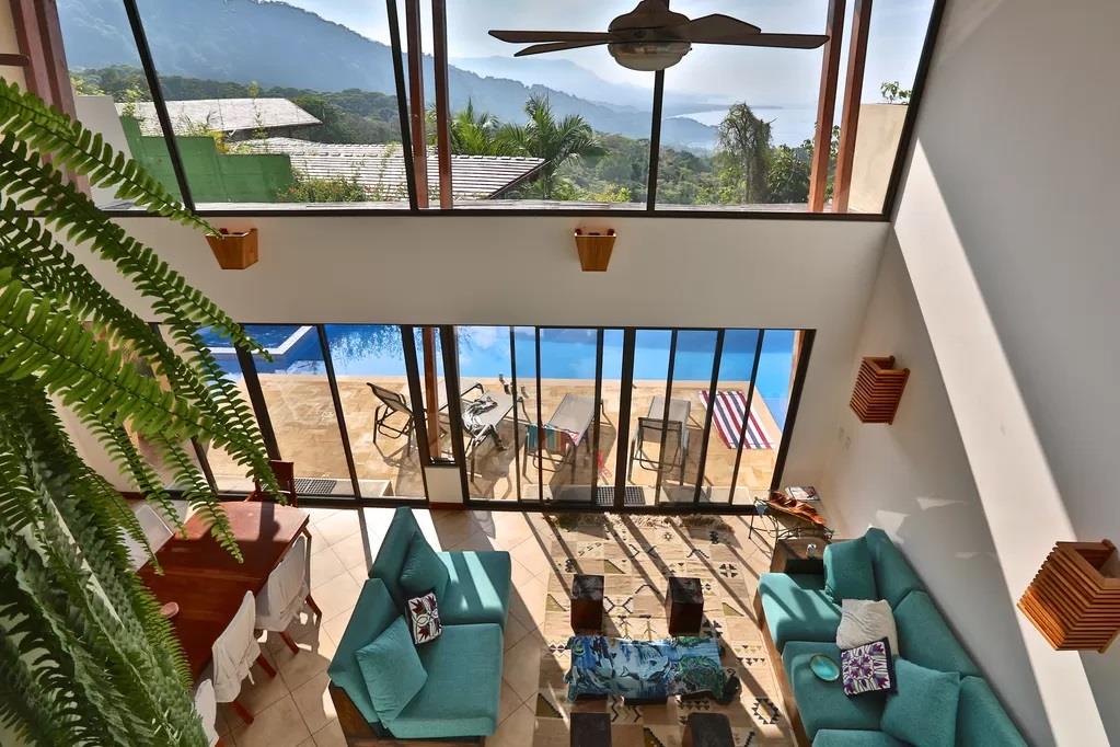 Casa Escaleras Interior